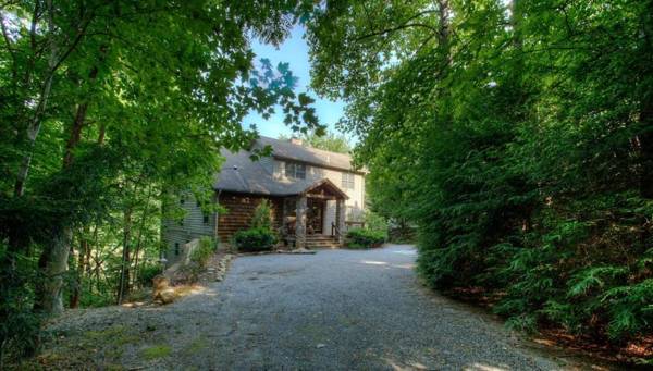 Catawba Lake House