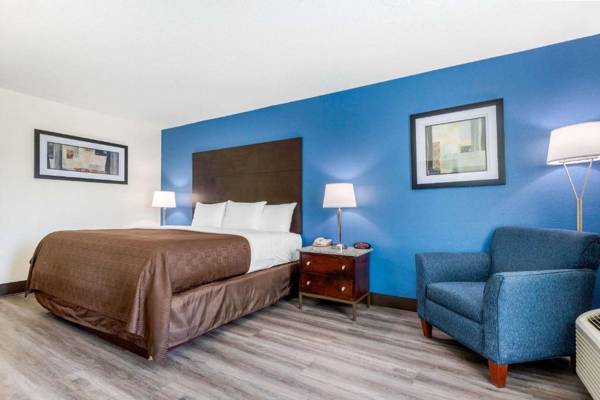 Days Inn and Suites by Wyndham Oxford