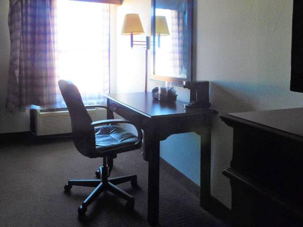 Workspace - Quality Inn & Suites Thomasville