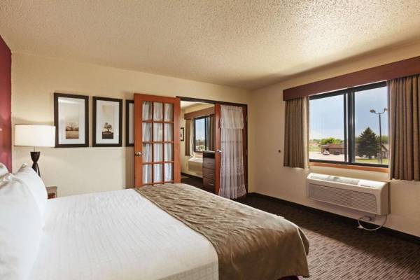 AmericInn by Wyndham Dickinson