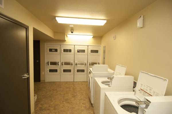 WoodSpring Suites Dickinson