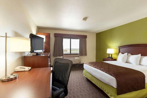 Workspace - AmericInn by Wyndham Wahpeton