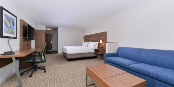 Workspace - Holiday Inn Express - Alliance an IHG Hotel