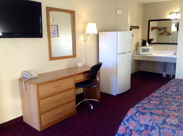 Workspace - Economy Inn McCook