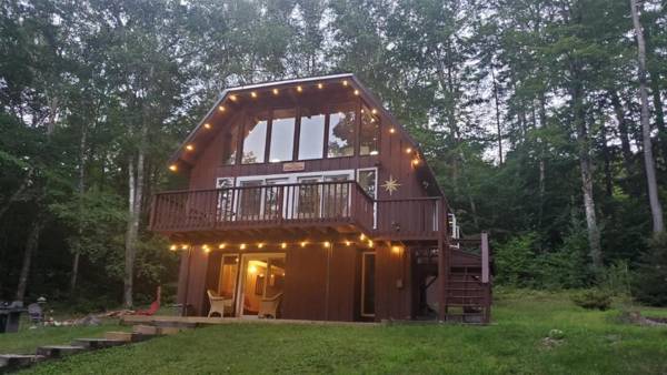 Pet-Friendly Private Vacation Home in the White Mountains - SH70C