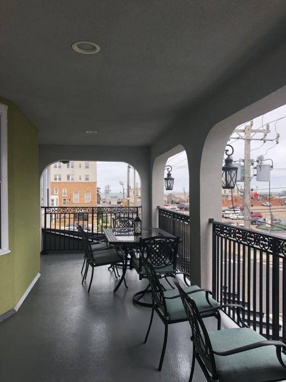 Ocean Manor 1100 Inn