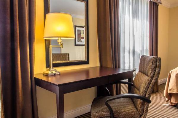 Workspace - Quality Inn near Mountain Creek