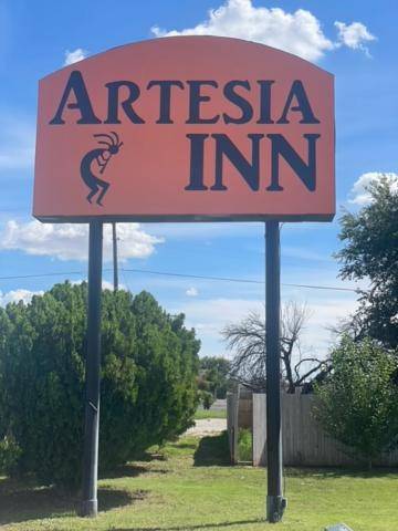 Artesia Inn- No Service Fees