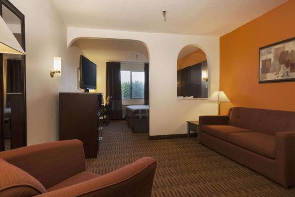 Days Inn by Wyndham Los Lunas