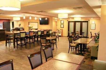 Hampton Inn Long Island/Commack