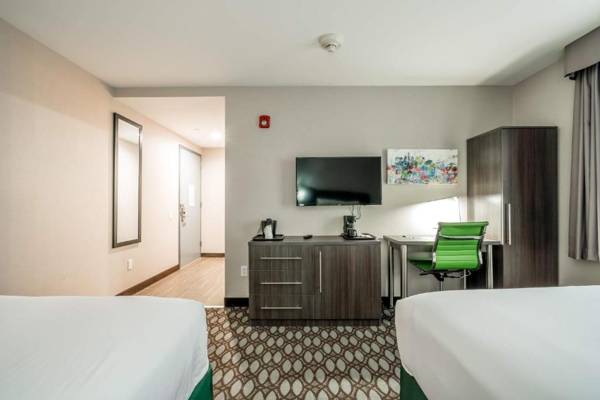 Workspace - LeTap Hotel near AirTrain JFK Airport