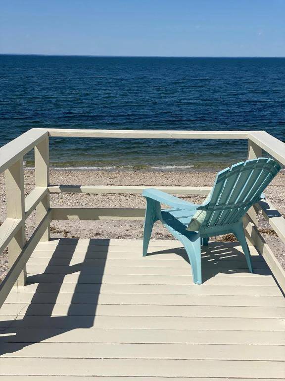 True Beach house On The Beach! Once Upon A Tide NEW RENOVATIONS