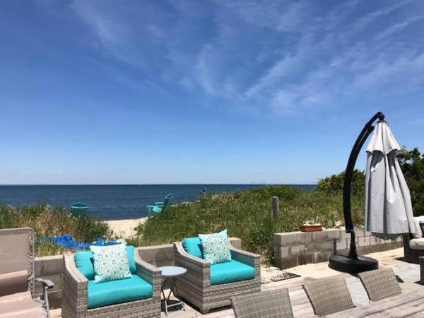 Diana Beach House in heart of North Fork Hamptons Private