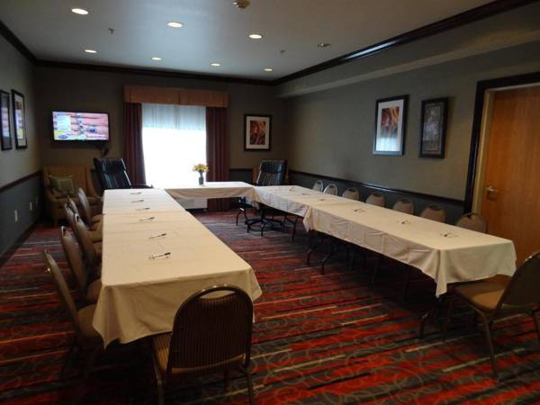 Holiday Inn Express Hotel & Suites Columbus Southeast Groveport an IHG Hotel