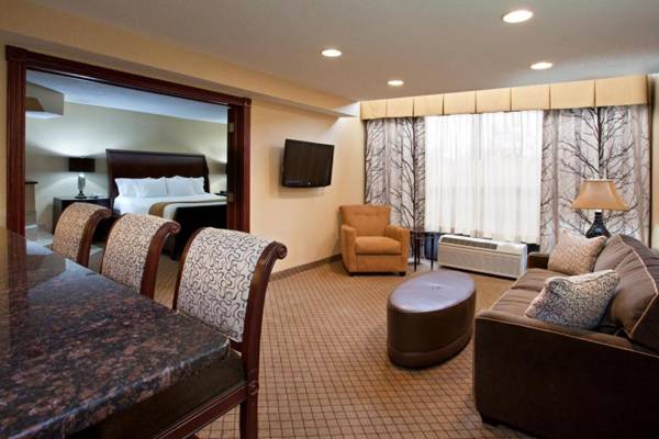 Holiday Inn Express Hotel & Suites Wadsworth an IHG Hotel