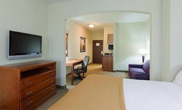 Holiday Inn Express Hotel and Suites Ada an IHG Hotel