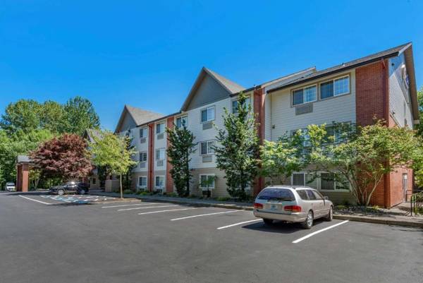 Comfort Inn & Suites Tualatin - Lake Oswego South