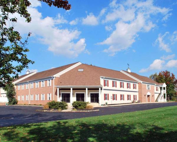 Rodeway Inn & Suites Lantern Lodge