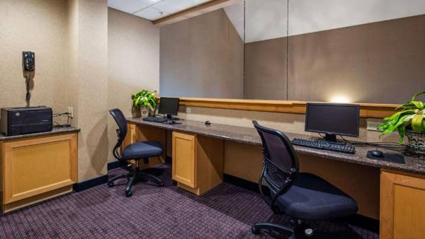 Workspace - Best Western PLUS Revere Inn & Suites