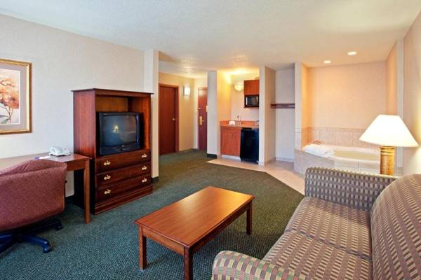 Workspace - Holiday Inn Express and Suites Pittsburgh West Mifflin an IHG Hotel