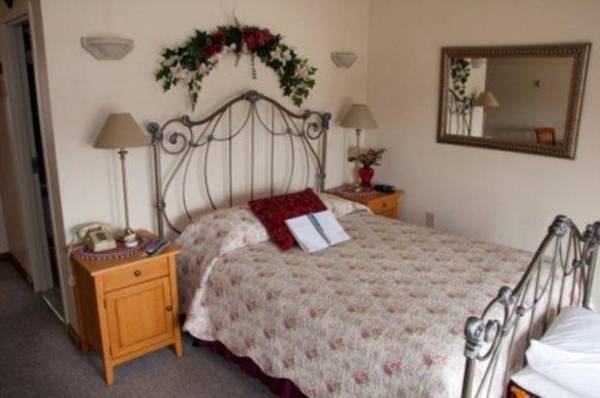 Stagecoach House Inn - Bed And Breakfast
