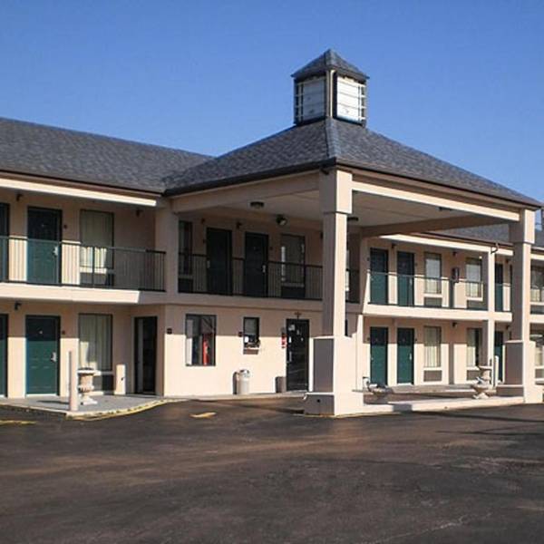 Executive Inn & Suites - Covington