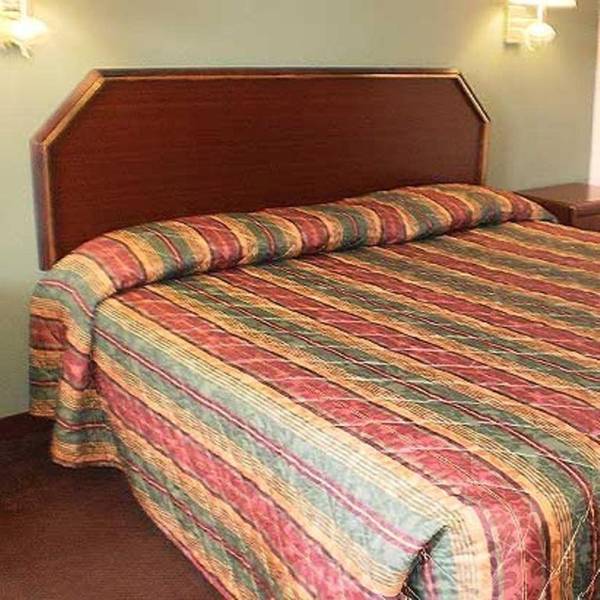 Executive Inn & Suites - Covington