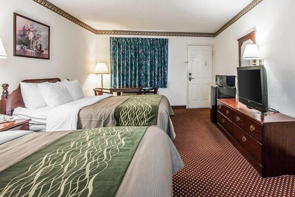 Econo Lodge Inn & Suites Southeast