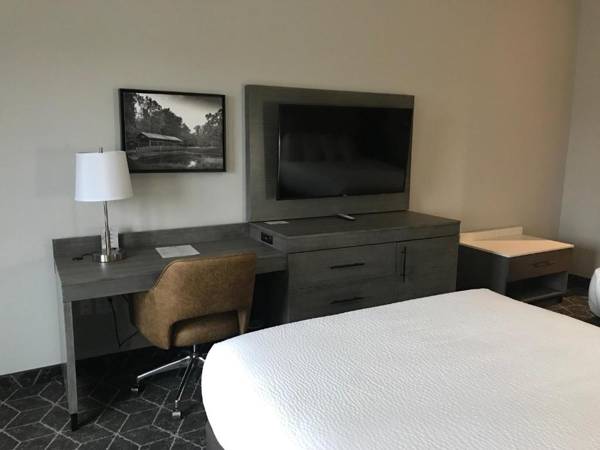 Workspace - Best Western Plus Lawrenceburg