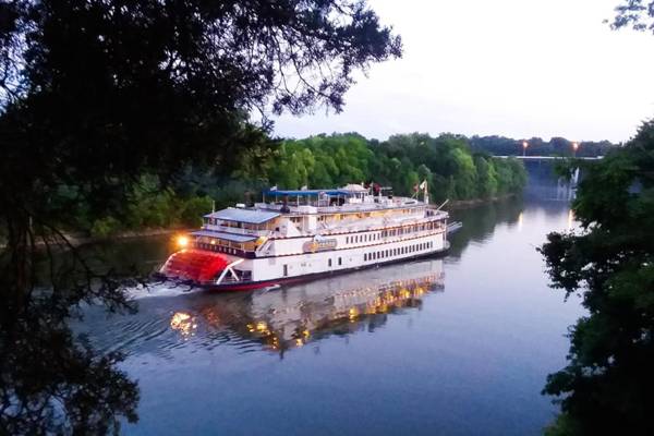 River Cottage on the Cumberland