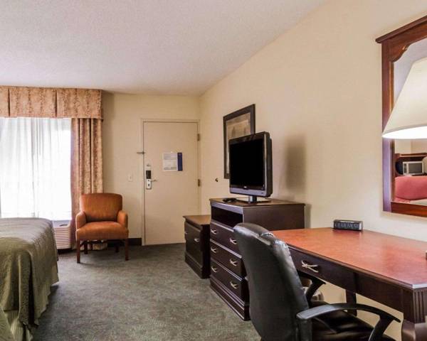 Workspace - Quality Inn