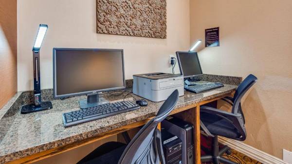 Workspace - Best Western Canton Inn