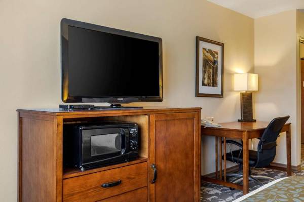 Workspace - Best Western Plus Red River Inn