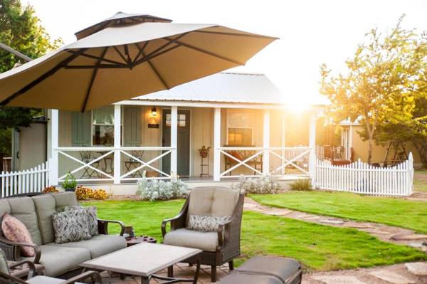 The Alexander at Creek Road