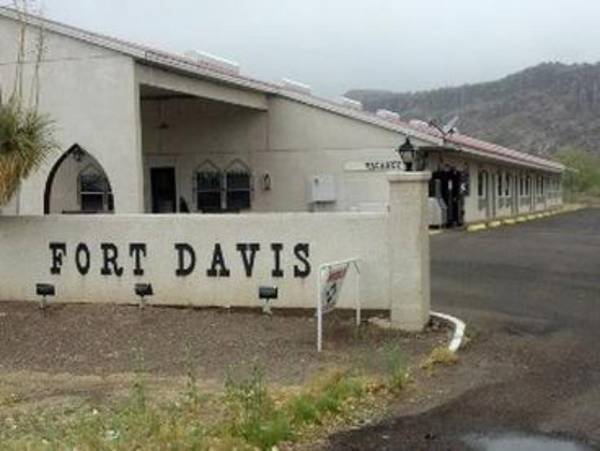 Fort Davis Inn & RV Park