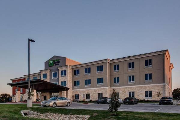 Holiday Inn Express & Suites Gatesville - N. Ft Hood an IHG Hotel