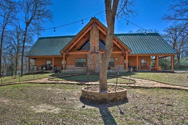 Grand Lodge on the River Hot Tub and Fire Pit!