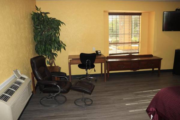 Workspace - Chaparral Motel Hallettsville