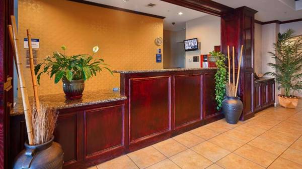 Best Western Lockhart Hotel & Suites