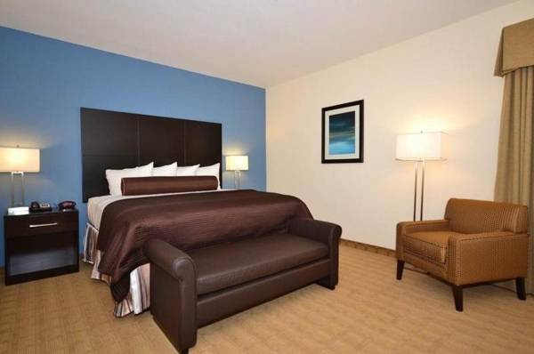 Best Western Plus Lytle Inn and Suites