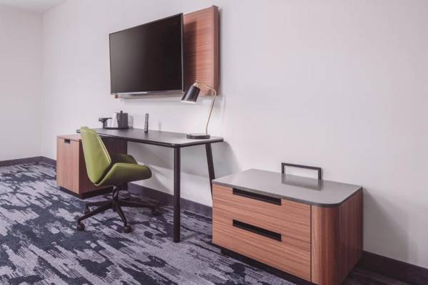 Workspace - Fairfield by Marriott Inn & Suites Dallas McKinney