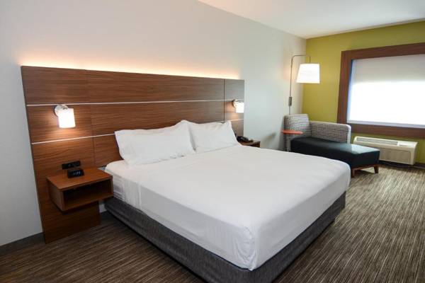 Holiday Inn Express Hotel & Suites New Boston an IHG Hotel