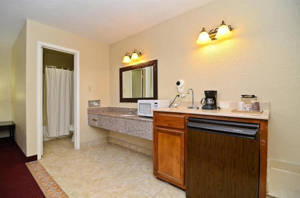 Americas Best Value Inn Refugio