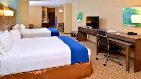 Workspace - Holiday Inn Express and Suites Schulenburg an IHG Hotel