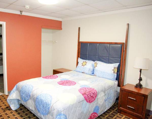 America's Airport Inn & Suites