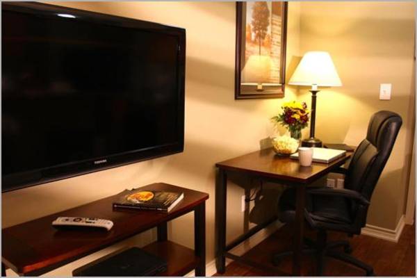 Workspace - Eagles Den Suites at Three Rivers