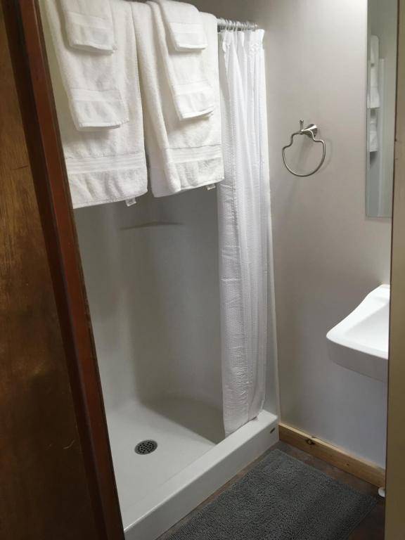 Escalante Cabins & RV Park