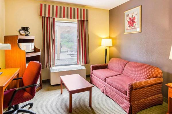 Workspace - Quality Suites Altavista – Lynchburg South