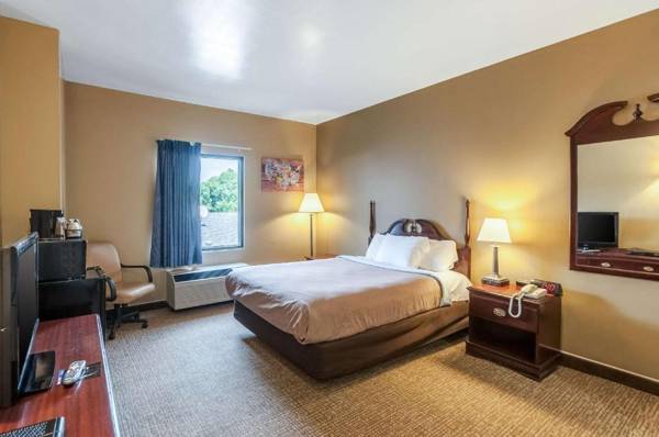 Workspace - Econo Lodge Inn & Suites Middletown