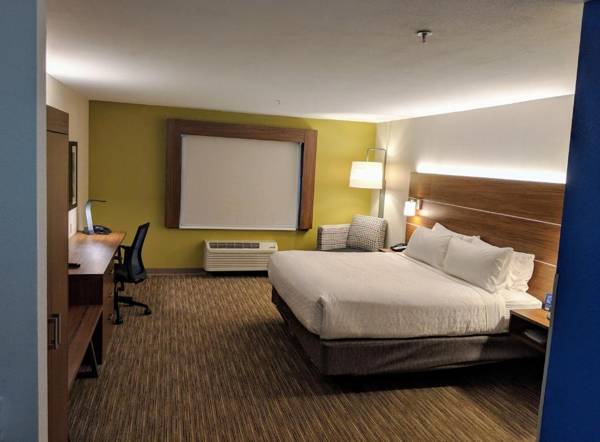 Holiday Inn Express Hotel & Suites Claypool Hill -Richlands Area an IHG Hotel